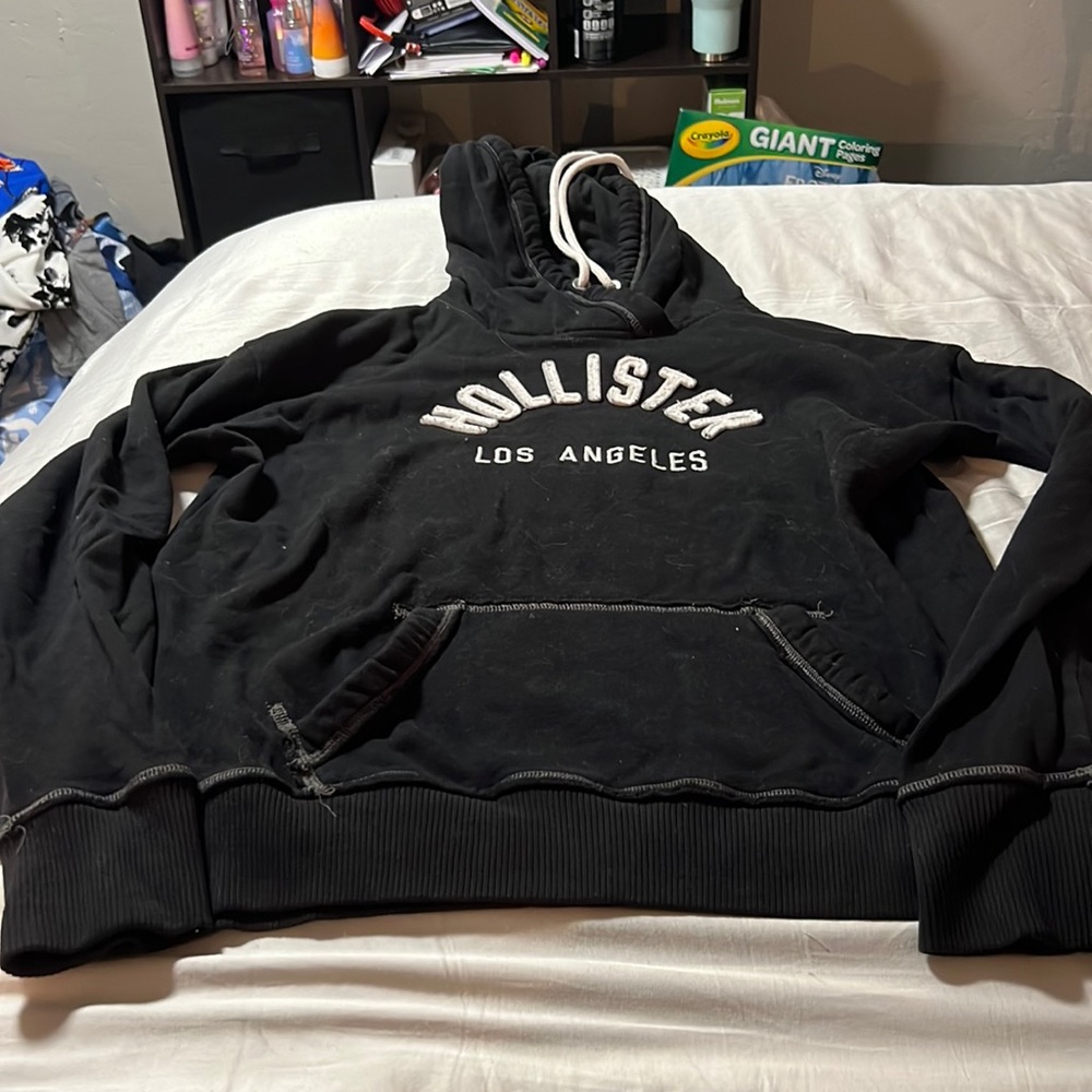 Women’s sweatshirt
